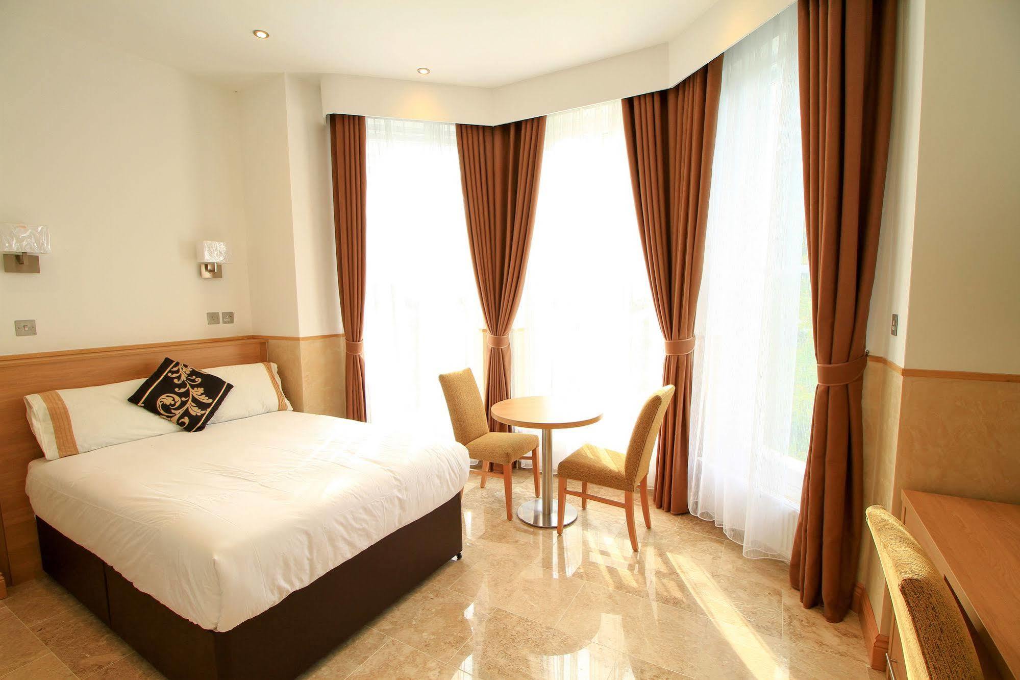 Congress Apartments Eastbourne Bagian luar foto